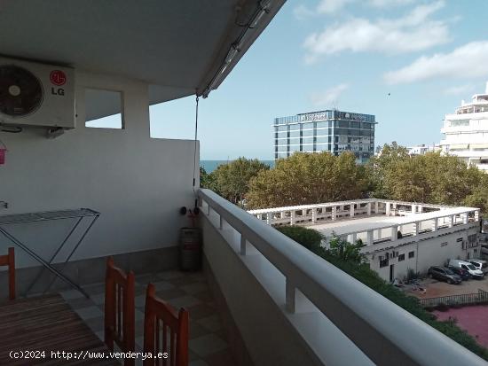 Espectacular piso en alquiler con vistas al mar, terraza y piscina comunitaria en Marbella - MALAGA