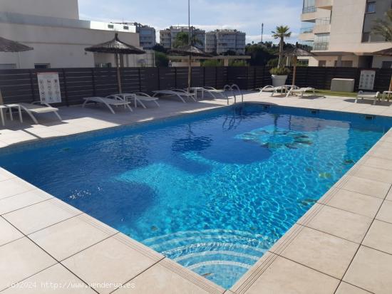 Quad moderno a 1 km del centro comercial La Zenia, en Los Dolses - ALICANTE