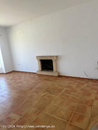 VENTA DE CHALET EN PAGO DEL HUMO - CADIZ