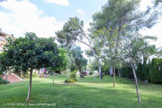 CHALET ADOSADO EN VENTA EN LA CAÑADA - VALENCIA