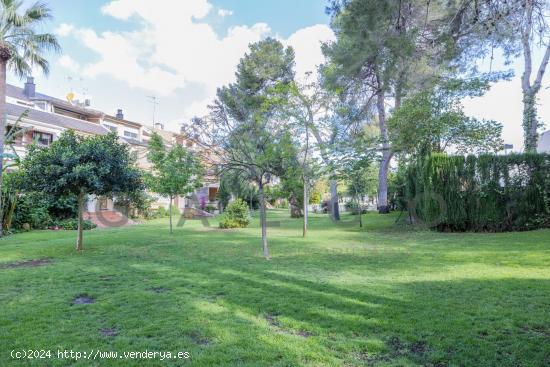 CHALET ADOSADO EN VENTA EN LA CAÑADA - VALENCIA