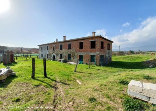 GRAN OPORTUNIDAD, MASIA CON AMPLIO TERRENO EN VENTA EN SANTA MARIA DE PALAU TORDERA - CAN PAGÀ - BA