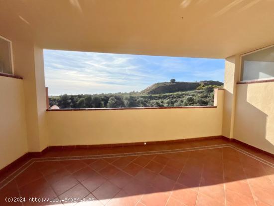 ENCANTADOR APARTAMENTO EN RIVIERA DEL SOL - MIJAS - MALAGA