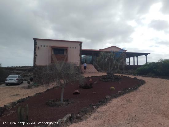 Majestuosa villa con vistas espectaculares - LAS PALMAS