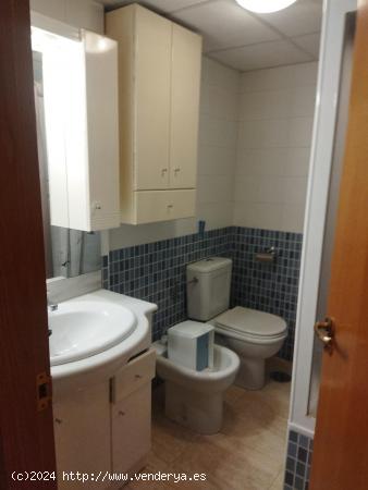 HABITACIÓN BAÑO PRIVADO ALQUILER CHICA - MURCIA