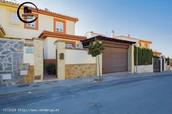 VENTA CHALET PAREADO EN MONTELUZ -- OPORTUNIDAD - GRANADA