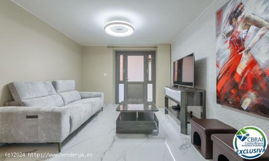 Unifamiliar adosada en venta  en Roses - Girona