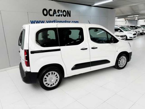 Opel Combo Diesel ( Life 1.5TD S/S Expression L 100 )  - Astigarraga