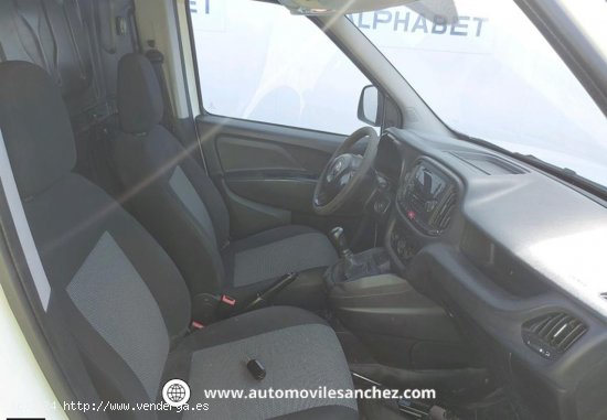 Fiat Doblo 1.3MJET FURGON - Santa Coloma de Gramanet