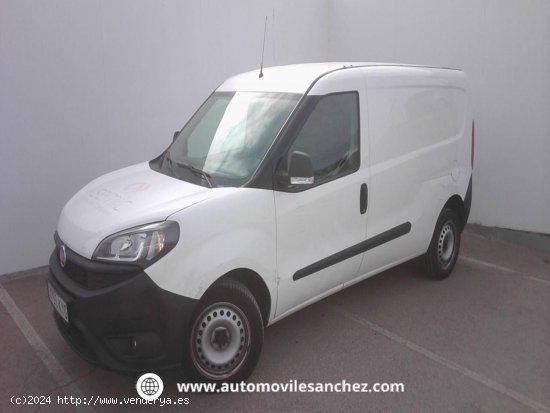 Fiat Doblo 1.6MJET FURGON LARGA - Santa Coloma de Gramanet