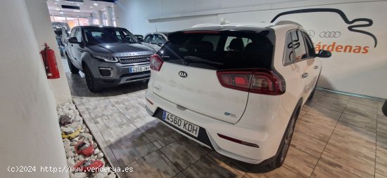 Kia Niro KIA NIRO 1.6 GDI HIDRIDO EMOTION  FULL EQUIPE DE VERDAD NAVEGADOR GPS-APPLE CARPLAY -ANDROI