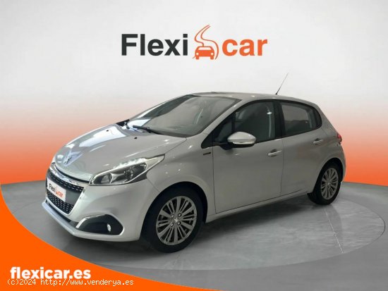 Peugeot 208 5P Signature 1.2L PureTech 60KW (82CV) - Sevilla