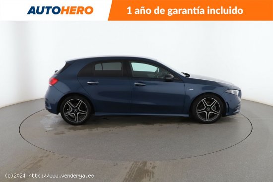 Mercedes Clase A 200 d AMG Line - 