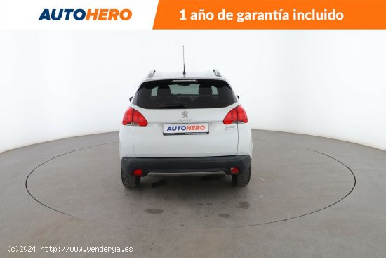 Peugeot 2008 1.2 PureTech Allure - 