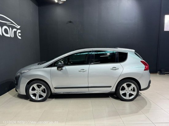 Peugeot 3008 Sport Pack 1.6 HDI 112 FAP - Sada