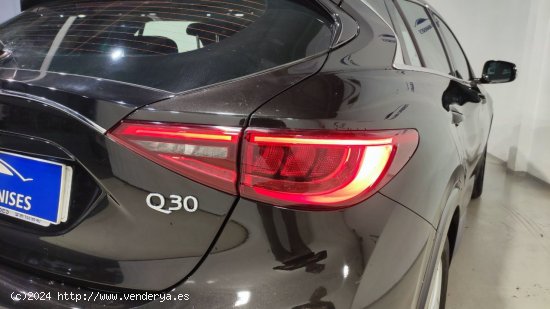 Infiniti Q30 1.6TC 115kW (156CV) PREMIUM 7DCT - QUART DE POBLET