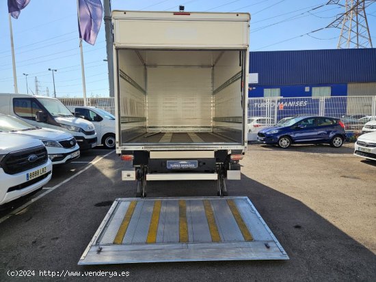 Volkswagen Crafter TDI 122CV CAJA CERRADA - QUART DE POBLET