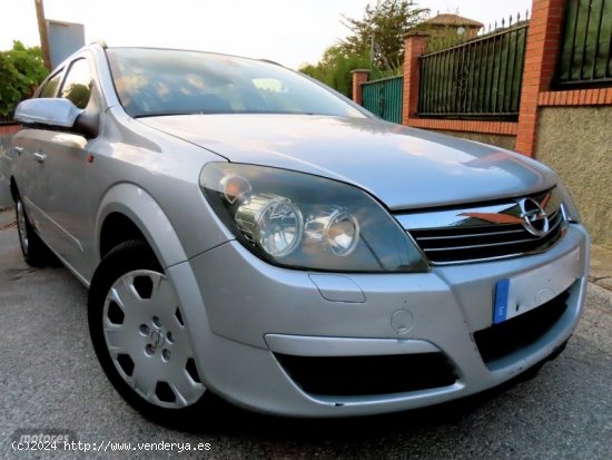  Opel Astra 1.7 ECO CDTI  ELEGANCE-KLIMATIZADOR de 2005 con 260.000 Km por 1.900 EUR. en Granada 