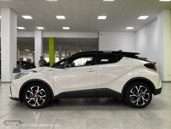 Toyota C-HR 1.8 125H Advance de 2021 con 28.000 Km por 25.300 EUR. en Malaga