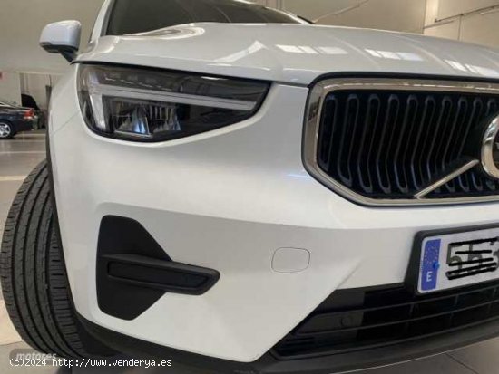 Volvo XC40 XC40 Core, B3 Mild hybrid, Gasolina de 2024 con 9 Km por 36.900 EUR. en Navarra