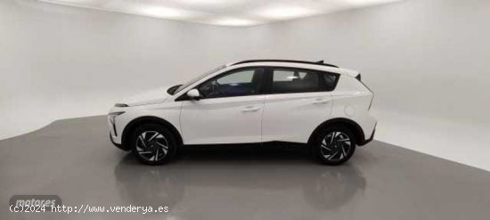 Hyundai Bayon 1.2 MPI Maxx de 2023 con 21.902 Km por 15.900 EUR. en Barcelona