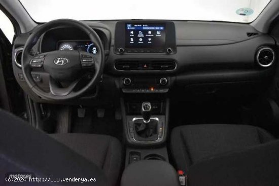 Hyundai Kona 1.0 TGDI Maxx 4x2 de 2023 con 19.146 Km por 19.900 EUR. en Valencia