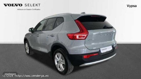 Volvo XC40 XC40 Core, B3 Semihibrido, Gasolina de 2024 con 27.927 Km por 34.900 EUR. en Ciudad Real