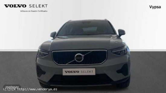 Volvo XC40 XC40 Core, B3 Semihibrido, Gasolina de 2024 con 27.927 Km por 34.900 EUR. en Ciudad Real