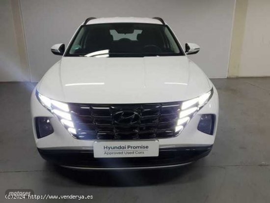 Hyundai Tucson 1.6 TGDI Maxx 4x2 de 2023 con 13.637 Km por 25.900 EUR. en Granada