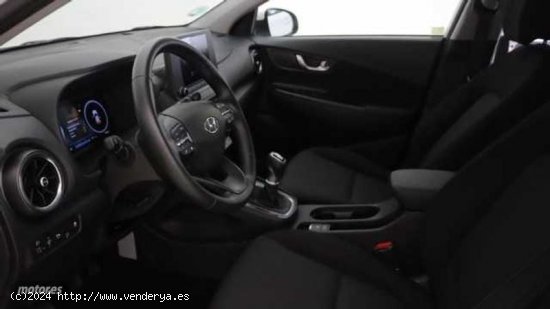 Hyundai Kona 1.0 TGDI Maxx 4x2 de 2023 con 19.501 Km por 19.900 EUR. en Valencia