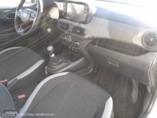 Hyundai i10 1.0 MPI Klass de 2023 con 11.800 Km por 13.000 EUR. en Segovia