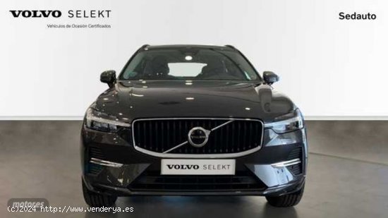 Volvo XC 60 2.0 B4 D CORE AUTO 5P de 2023 con 29.844 Km por 44.900 EUR. en Murcia