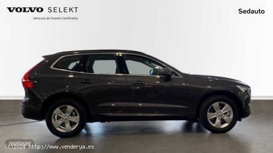 Volvo XC 60 2.0 B4 D CORE AUTO 5P de 2023 con 29.844 Km por 44.900 EUR. en Murcia