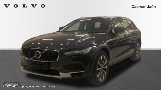 Volvo V 90 V90 Cross Country Core, B4 (diesel) AWD, Diesel de 2022 con 30.000 Km por 51.900 EUR. en 