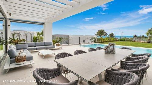 Impresionante villa moderna situada en Cabo Royale, Cabopino - MALAGA