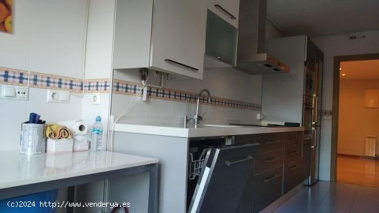 PISO EN VENTA ZONA VISTALEGRE, 3 DORMITORIOS, 2 BAÑOS, GARAJE Y TRASTERO - ZAMORA