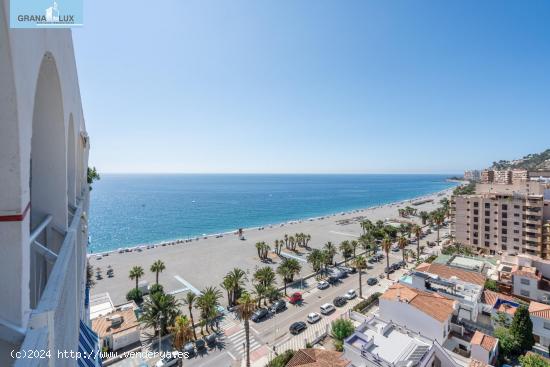 Exclusivo Piso en Primera Línea de Playa – Paseo de Velilla, Almuñécar - GRANADA