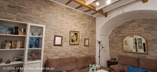 CASA REFORMADA EN EL CENTRO DE ARCOS DE LA FRONTERA - CADIZ