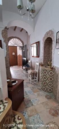 CASA REFORMADA EN EL CENTRO DE ARCOS DE LA FRONTERA - CADIZ