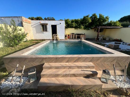 Chalet con piscina en Carboneros - CADIZ