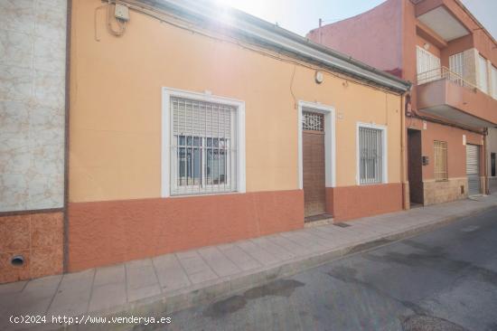  CASA INDEPENDIENTE A UN PASO DE PLAZA CASTELAR - ALICANTE 