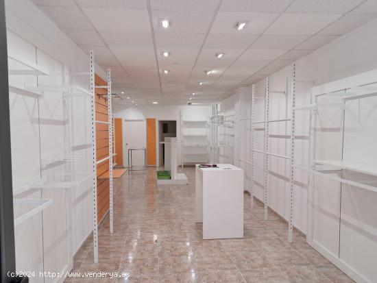  Local comercial al centre de Vilanova del camí - BARCELONA 