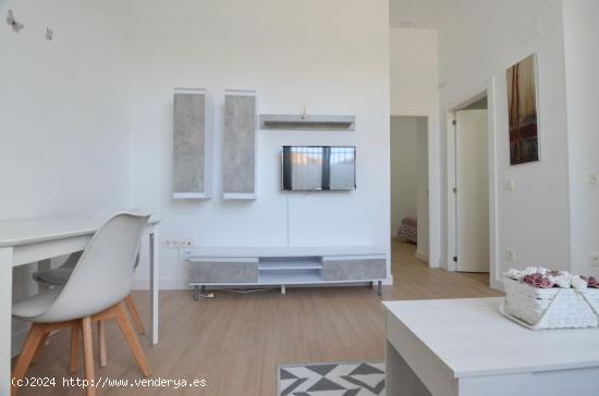 Urbis te ofrece un apartamento en alquiler en zona Vidal, Salamanca. - SALAMANCA