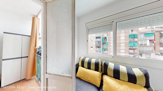 PISO DE 2 HABITACIONES EN EL CENTRO DE BARBERÀ DEL VALLÈS - BARCELONA