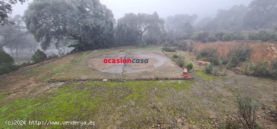  PARCELA CON PISCINA A LA VENTA - CORDOBA 