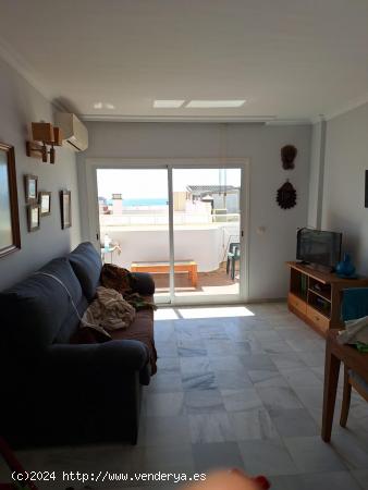 Torreblanca - Apartamento 2 Dormitorios, Garaje, Piscina Comunitaria - MALAGA