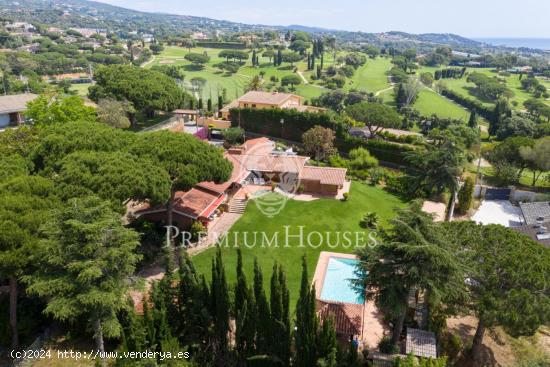 Casa en venta de una sola planta, con piscina y excelentes vistas en Sant Andreu de Llavaneres - BAR