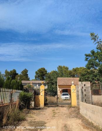  Chalet Urbano en venta en Olocau - VALENCIA 