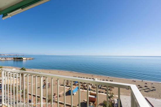  PISO FRONTAL AL MAR CON MARAVILLOSAS VISTAS - MALAGA 