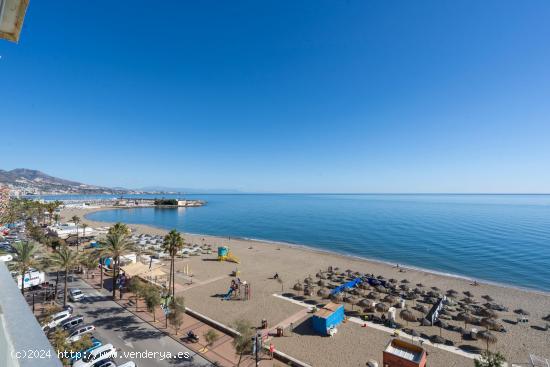 PISO FRONTAL AL MAR CON MARAVILLOSAS VISTAS - MALAGA